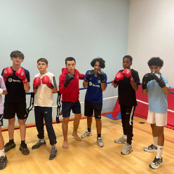 Cours de boxe pieds/points  jeunes light/semi contact